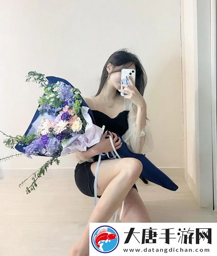 一面膜胸口一面吃下部位片段：体验肌肤与味蕾的双重盛宴-真是绝妙的享受！