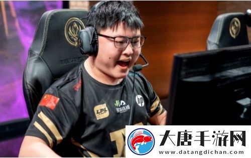 Uzi时隔多年再出手-连赢多把上韩服千分-网友喊话让其复出加入iG